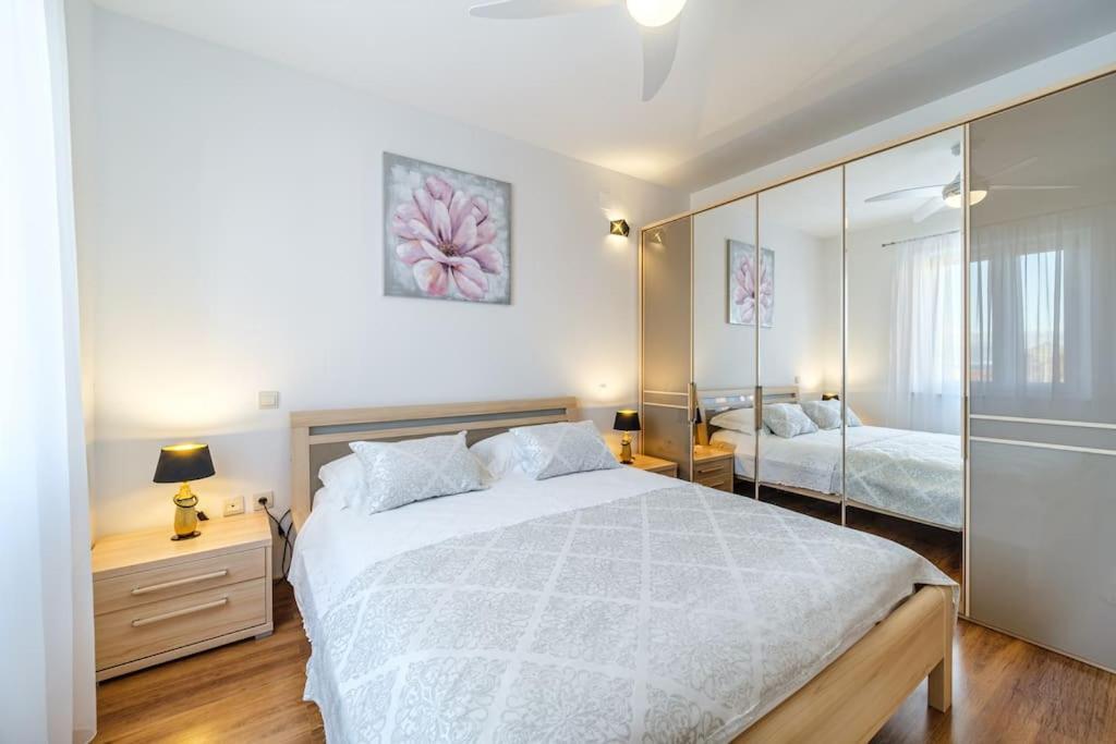 Peters Apartment Sutivan Eksteriør billede