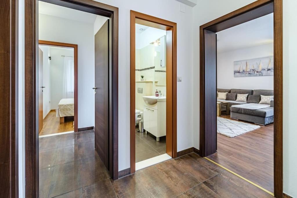 Peters Apartment Sutivan Eksteriør billede