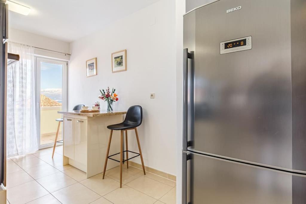 Peters Apartment Sutivan Eksteriør billede